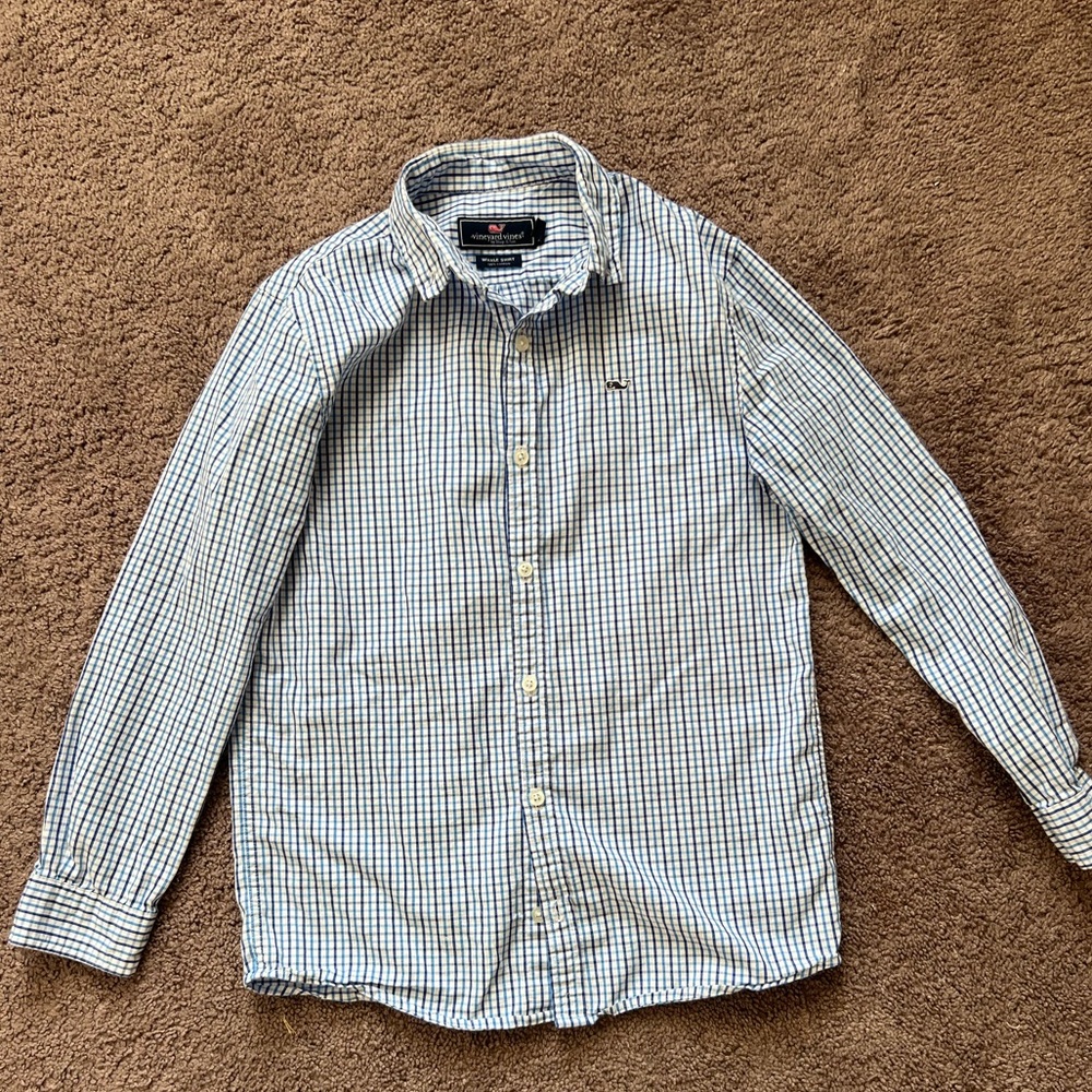 Vineyard Vines long sleeve Button Down